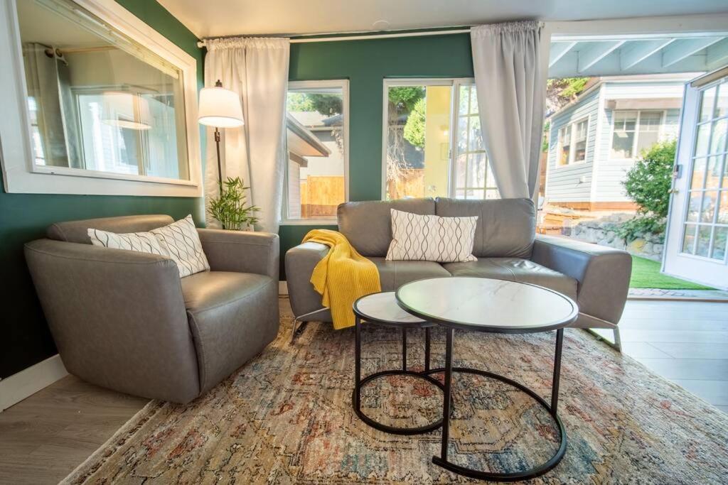 King Garden Suite/20 Mins To Dwntwn Vancouvr/Petok North Vancouver Eksteriør bilde